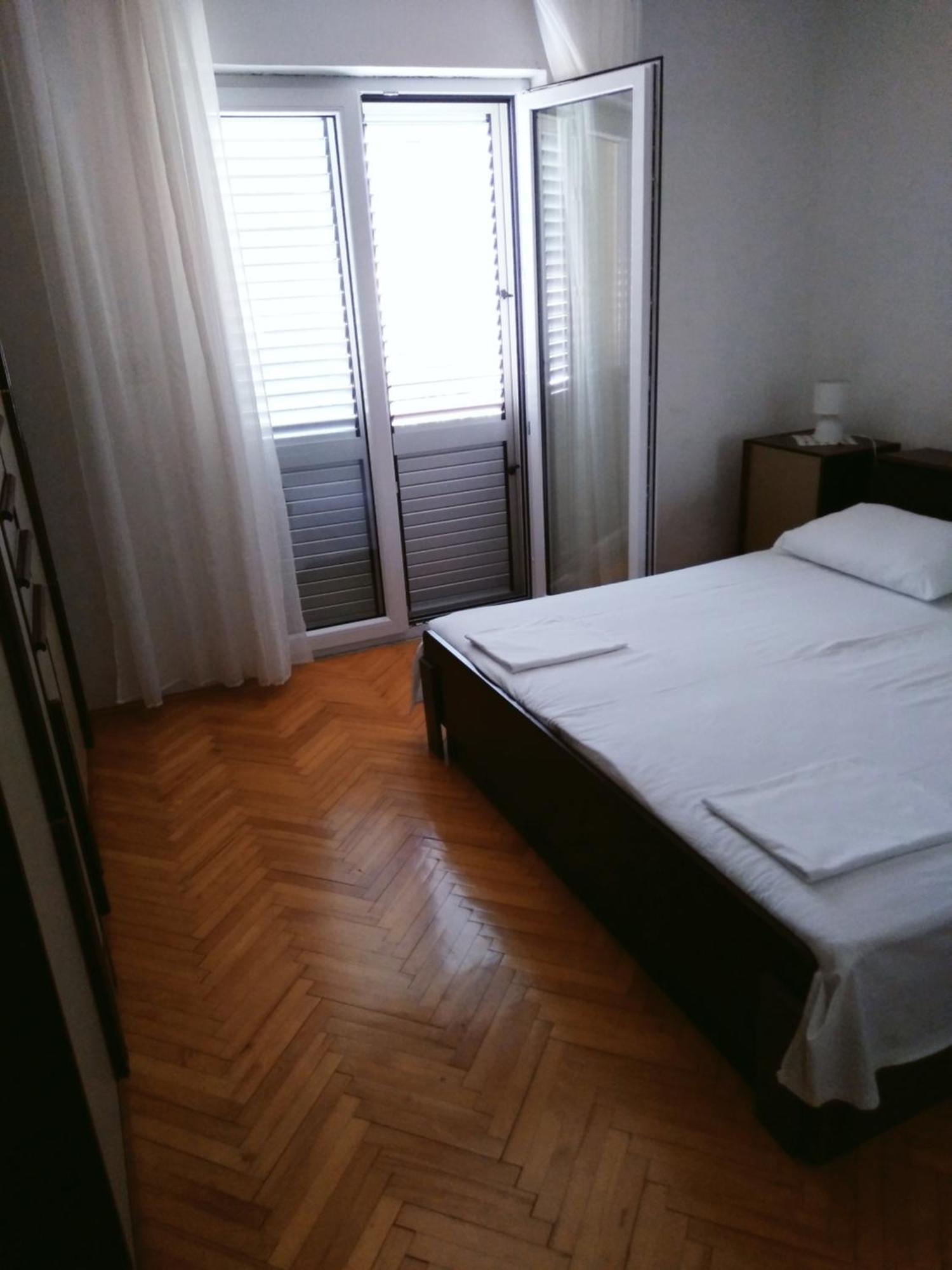 טרוגיר Mravak Apartments מראה חיצוני תמונה