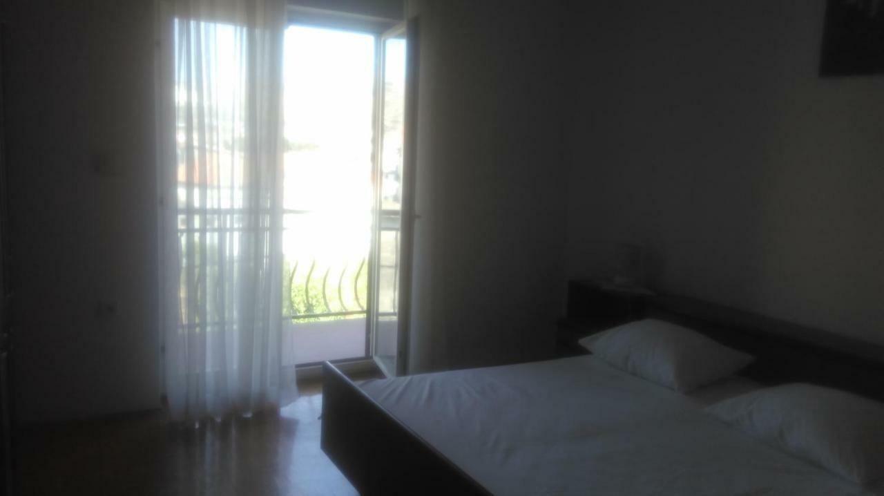 טרוגיר Mravak Apartments מראה חיצוני תמונה